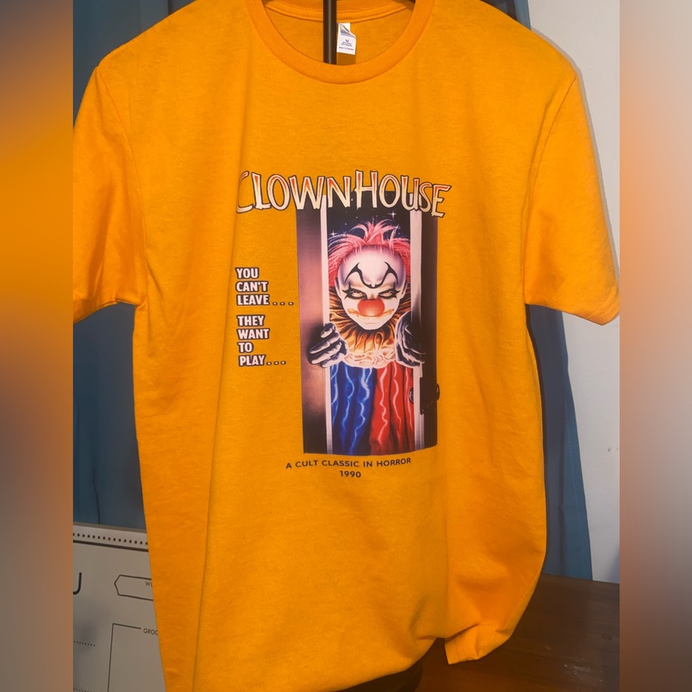 NEW!!  CLOWNHOUSE tshirt